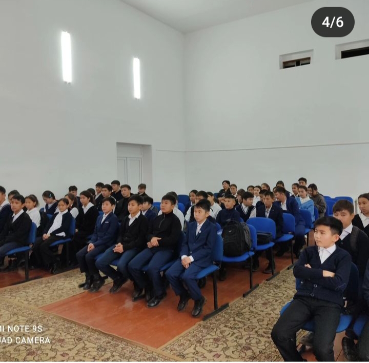 Дүниежүзілік балаларды қорғау күні аясында 1-11 сынып оқушыларымен Шолпан дәрігерлік амбулаториясының бас дәрігері Е.А.Дүйсебалин кездесу